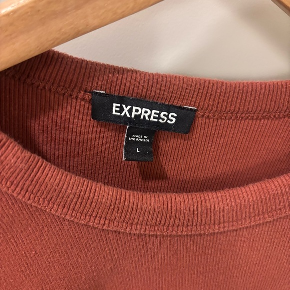 Express Ruffled Sleeve Rust Ribbed Tee Top L - Picture 2 of 5